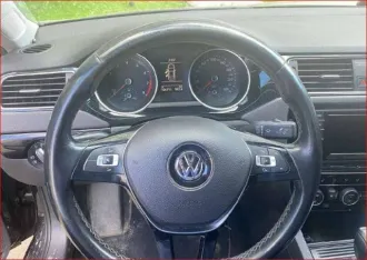 Volkswagen Jetta 2017 года, 125 лс, 156711 км, АКПП. Автомобиль легковой, марка: VOLKSWAGEN, модель: JETTA, VIN: XW8ZZZ16ZHN902005, гос. рег. номер: Е520ВХ164, год изготовления: 2017