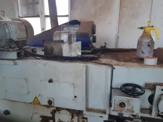 Комплекс имущества общей площадью 17747.3 кв.м в Воронежской области, г. Нововоронеж, Заводской проезд, д.1а. В состав входят: земельные участки площадью 4900 кв.м (кадастровый № 36:33:0003503:1276), 3025 кв.м (№ 36:33:0003503:81), 9822 кв.м (№ 36:33:0003503:82); право аренды земельного участка 84…