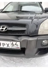 Hyundai Tucson 2007 Hyundai Tucson, 2007 года, 175 лс, 222 000 км, полный привод, АКПП еще Автомобиль Hyundai Tucson 2.7 GLS, 2007 г.в., VIN KMHJN81DP7U622690, цвет кузова – черный.