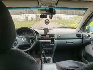 Skoda Octavia 2005 года, 75 л.с., 290000 км, VIN: TMBDC41U968841018, г/н: Н830УЕ702, двигатель №: 374989, мощность двигателя 75 л. с. (55 кВт), кузов №: TMBDC41U968841018