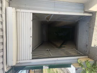 Нежилое помещение 106.6 кв.м, г. Ейск, комнаты №6, 6/2, 6/3, 7, 7/1, 7/2, 7/3, 8, 9, 10, 14 по адресу: 353680 Краснодарский край, р-н Ейский, г. Ейск, ул. Свердлова, д. 150 к.н. 23:42:0202232:47.