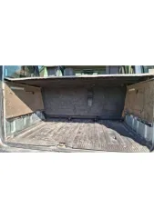 Renault Kangoo 2008 года, 75 л.с., пробег 111111 км. Легковой универсал, VIN: VF1KCEBCF40098542, госномер М418ЕТ13. Не работает таксометр, не показывает дисплей с топливом и температурой, двигатель работает с перебоями. Вмятины на задней правой двери и заднем правом крыле. Царапина на левой фаре…