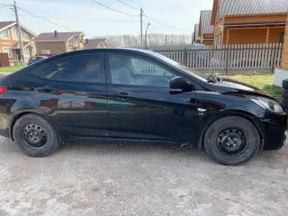 Hyundai Solaris, 2013 года, 123 лс, 221795 км. Легковой автомобиль: марка, модель: HYUNDAI SOLARIS (HYUNDAI СОЛЯРИС), год выпуска: 2013, категория ТС: В, кузов / VIN: Z94CT41DACR194808, цвет: черный, рабочий объем: 1591.0 см3, мощность: 123.0 л.с. / 90.5 кВт, № двигателя: CW564297, разрешенная…