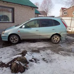 Nissan Tino 1999 года, 120 л.с., пробег 341813 км, АКПП. VIN кузова: V10-010299, номер двигателя: QG18 257875, объем 1769 см³, цвет синий, госномер У186ВР138. Требуется ремонт: значительная коррозия кузова, гнилые пороги и дно. Необходим ремонт АКПП, ходовой части и электрики (последствия…