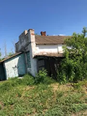 Здание магазина №29, 49,5 кв.м., Воронежская область. Нежилое здание (магазин № 29), 1 этаж, общей площадью 49,5 кв.м., кадастровый номер 36:01:0600001:37. Материал наружных стен — кирпичные, год завершения строительства — 1976, физическое состояние удовлетворительное, назначение нежилое…