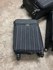 Годные остатки товаров народного потребления согласно приложению. Проверка исправности имущества не проводилась. Товаросопроводительные документы не передавались. Погрузка и транспортировка имущества с места хранения осуществляется покупателем его силами и за его счет. Имущество продается в том…