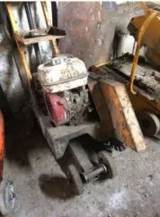 Резчик швов CS 146  двиг.HONDA   4,5кВт/6,0л.с., вес 90кг   , местоположение   г. Петрозаводск, Республика Карелия, на работоспособность не проверялось, некомплект