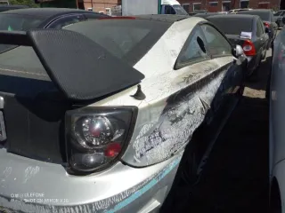 Toyota Celica 2001 года, госномер А864УМ197, VIN JTDDR32T510077559, серебристый цвет. Автоматическая коробка передач, объем двигателя 1794 см³, мощность 143 л.с. Ключи и документы (СТС/ПТС) отсутствуют.