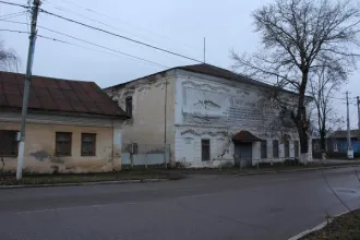 Ансамбль XIX века 1472,4 кв.м Костромская область объекты культурного наследия регионального значения: "Ансамбль, XIX в.: Здание женской гимназии. Здесь была создана первая комсомольская ячейка", 2-я четверть XIX - 80-е гг. XIX в.; 1919 г., назначение: нежилое, общая площадь 1373,3 кв.м…