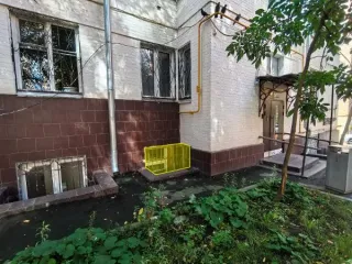 Нежилое помещение 21,1 кв. м, г. Москва, ул. Костикова, д. 3 нежилое помещение по адресу: г. Москва, ул. Костикова, д. 3, площадью 21,1 кв. м (Цокольный этаж № 0), помещение 5Ц, кадастровый номер: 77:01:0004037:1490 Назначение нежилого помещения: Свободное Общая площадь: 21.1 Кадастровый номер…