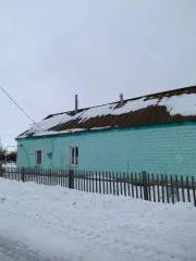 Дом 60,2 кв.м и земельный участок 1039 кв.м, Оренбургская обл. Жилой дом, Оренбургская обл., р-н Акбулакский, с. Сагарчин, пер. Песчаный, д.6, кадастровый номер 56:03:1101001:990, площадь 60.2 кв.м Земельный участок, Оренбургская обл., р-н Акбулакский, с. Сагарчин, пер. Песчаный, д.6, кадастровый…