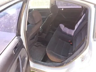 Фольксваген Пассат 2000 Легковой автомобиль Volkswagen Passat, VIN: WVWZZZ3BZYP172775, 2000 г.в., цвет – серебристый.