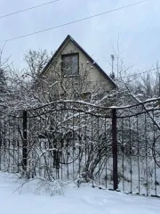 Дом 41,8 кв.м и участок 600 кв.м, Московская область. Здание, назначение: жилое, количество этажей: 1, кадастровый (условный) номер 50:16:0000000:11671, площадь здания: 41,8 кв. м., место нахождения: Россия, обл. Московская, р-н Ногинский, рп Воровского, снт Отдых, дом 152 и расположенный под…