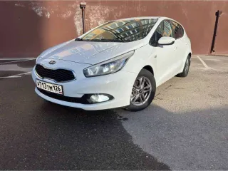 Kia Ceed 2013 Kia Ceed, 2013 года, 135 лс, 138937 км, АКПП еще Kia Ceed, 2013 года, 135 лс, 138937 км, АКПП еще автотранспортное средство со следующими характеристиками: Модель автомобиля: KIA CEED; 2013 года выпуска; номер двигателя G4FGCZ627314; VIN: U5YHM512BDL048919.