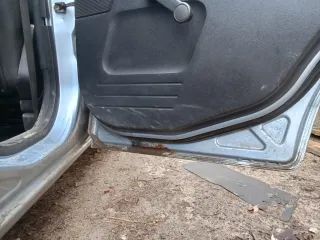 Ford Fusion 2007 года выпуска. VIN: WF0UXXGAJU7K69943, номер кузова: WF0UXXGAJU7K69943, модель и номер двигателя: FXJA 7K69943. Является предметом залога. Местонахождение: Рязанская область, р.п. Кадом, ул. Ленина, д. 53.