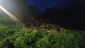 Доля в праве общей долевой собственности (3/8) на жилой дом площадью 44,5 кв.м. и доля в праве общей долевой собственности (3/8) на земельный участок площадью 2178 кв.м., расположенные по адресу: Кировская область, г. Киров, ул. Седова, д. 7. Кадастровый номер дома: 43:40:000643:54, количество…