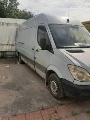 Мерседес Бенц спринтер 313 CDI 2010 года, серый цвет. VIN: WDB9066351S476861, ПТС: 39УВ175629, госномер: Р550МЕ39. Двигатель дизельный, модель 651955, номер 30266664, мощность 95 л.с. (129 кВт), объем 2143 см³. Кузов WDB9066351S476861, экологический класс 4, масса без нагрузки 3500 (2175) кг…