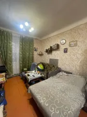 Комната (доли 1/3 + 1/3 + 1/3), 19,6 кв.м, Иркутская область, Ангарск 1/3 доля комнаты в Ангарске еще 1/3 доля комнаты в Ангарске еще 1/3 доли на Помещение, назначение: жилое, наименование: комната, площадью 19,6 кв. м., этаж: 3, адрес: Иркутская область, г. Ангарск, кв-л. 89-й, д. 21, к. 3…