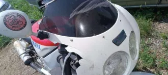 Мотоцикл YAMAHA FZR 1000, госномер 8236АА19, VIN отсутствует, 1994 года выпуска, цвет бело-красно-синий. Техническое состояние не проверялось. Многочисленные повреждения. Может находиться в частично разукомплектованном состоянии. Документы отсутствуют. Наложен запрет на регистрационные действия…