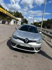 Renault Fluence 2014 года, 1.6 АТ, VIN: X7LLZL70F50543237. 2-х зонный климат-контроль. Биты правые двери, трещина на лобовом стекле. Все расходники менялись вовремя.
