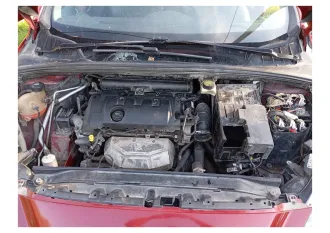 Peugeot 308 2011 года выпуска. VIN: Z8T4C5FS9BM011700.