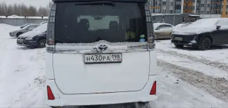 Toyota Voxy 2014, автомобиль марки Toyota модель Voxy 2014 г.в., номер кузова ZRR8O-0084985. Ознакомление с имуществом осуществляется по согласованию с организатором торгов-финансовым управляющим по телефону 89093346701.