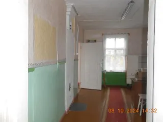 Здание: фельдшерско-акушерский пункт, назначение: нежилое, общей площадью 58,1 кв.м. с кадастровым номером 35:23:0204010:111, расположенное по адресу: Вологодская область, р-н Шекснинский,с/п Домшинское, д. Чернеево, д.68 и земельный участок с кадастровым номером 35:23:0204010:56 площадью 285 кв…