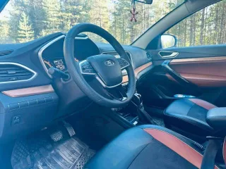 Scania 2018 года выпуска, грузовой автомобиль.