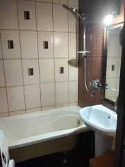 Ленинградская область, г. Гатчина, ул. 7 Армии, д. 5, кв. 31, кадастровый номер 47:23:0000000, площадью 35,7 кв. м. Ознакомление с имуществом осуществляется путем ознакомления с его фотографиями.