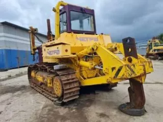 Экскаватор гусеничный Hyundai R300LC-9SH, заводской номер HHKHZ808LE0000183, 2014 год выпуска, госномер 58 УЕ 9248 (63 СВ 9366). Экскаватор гусеничный Hyundai R300LC-9S, заводской номер HHKHZ810LE0001178, 2014 год выпуска, госномер 58 УЕ 9241 (63 СВ 9362). Трактор ДТ-75 ДЕРС2 с буровой установкой…