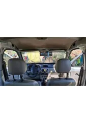 Renault Kangoo 2008 года, 75 л.с., пробег 111111 км. Легковой универсал, VIN: VF1KCEBCF40098542, госномер М418ЕТ13. Не работает таксометр, не показывает дисплей с топливом и температурой, двигатель работает с перебоями. Вмятины на задней правой двери и заднем правом крыле. Царапина на левой фаре…