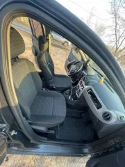 Renault Sandero 2010 года, 84 л.с., 100000 км, механическая коробка передач, VIN X7LBSRB1HAH338990. Имущество находится в залоге у ПАО Сбербанк. Пробег уточнять при осмотре.