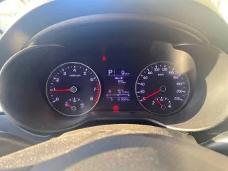 KIA RIO 2018 года выпуска, VIN Z94C241BBJR073491, цвет светло-коричневый.