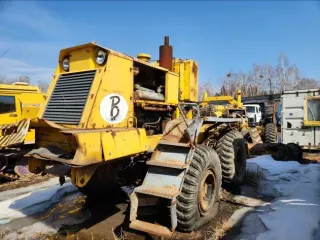 Экскаватор гусеничный Hyundai R300LC-9SH, заводской номер HHKHZ808LE0000183, 2014 год выпуска, госномер 58 УЕ 9248 (63 СВ 9366). Экскаватор гусеничный Hyundai R300LC-9S, заводской номер HHKHZ810LE0001178, 2014 год выпуска, госномер 58 УЕ 9241 (63 СВ 9362). Трактор ДТ-75 ДЕРС2 с буровой установкой…