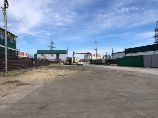 Производственная база в Нефтеюганске еще   Земельный участок, расположенный по адресу ХМАО Югра, г. Нефтеюганск, проезд 5П, стр.9/1, площадью 6865 кв.м. кадастровый номер 86:20:0000065:110   Нежилое здание  склад , расположенный по адресу ХМАО Югра, г. Нефтеюганск, проезд 5П, стр.9/1, площадью…