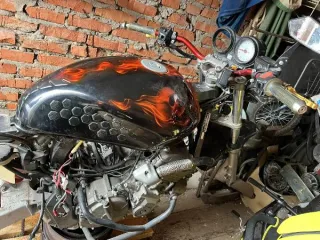 ВАЗ 21074 2004, HONDA CB600F2 2000 Годные остатки 1. Автомобиль марки «ВАЗ 21074», 2004 года выпуска, идентификационный номер (VIN) ХТА21074041996540; 2. Мотоцикл марки HONDA CB600F2 c государственным знаком 7129 АА/12, 2000 г.в., VIN JH2PC34A3YM202501. Полное описание в извещении от 24.09.2026…