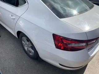 Skoda Superb 2017 года, 150 лс, 120000 км, АКПП. Легковой автомобиль, марка/модель: Шкода Суперб, год изготовления: 2017, мощность двигателя, л. с. (кВт): 150 (110), VIN: TMBAB6NP7H7551827.