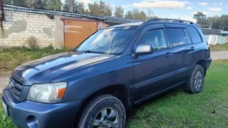 Toyota Highlander 2004 года, 230 л.с., пробег 257843 км, автоматическая коробка передач. VIN: JTEEP21A040032971, госномер У428УХ22.