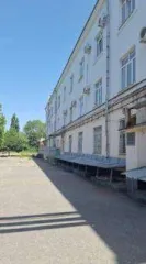 Недвижимое имущество 57 единиц: нежилые здания, помещения, земельные участки. Сооружения 29 единиц. Оборудование, товарно-материальные ценности и техника 1530 единиц. Адрес: 360004, Кабардино-Балкарская Республика, Нальчик, улица Головко, дом 105.