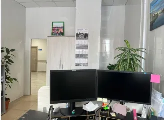 Нежилое помещение 4.6 кв.м в Красноярском крае, городе Норильске, районе Центральный, на площади Металлургов, дом 4, помещение 12. Кадастровый номер: 24:55:0402002:2266. Помещение расположено на этаже № 2 в здании с кадастровым номером 24:55:0402002:301. Назначение: нежилое. Ограничения прав и…