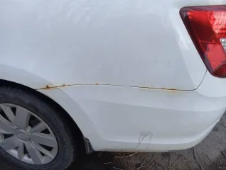 LADA 219010 LADA GRANTA. Год выпуска: 2019. VIN: XTA219010K0591052. Цвет кузова: Белый. Объем двигателя: 1596 см³. Мощность: 64 кВт / 87 л.с. Экологический класс: 5. Тип: Легковой седан. Автомобиль на ходу. Под замену задние тормоза (колодки, барабаны, цилиндры выжимные). Замена задней подвески в…