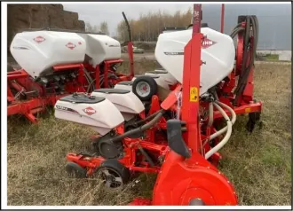 Сеялка KOCMA TRM прицепная 8 рядов кукуруза подсолнечник с удобр 1350л 2021