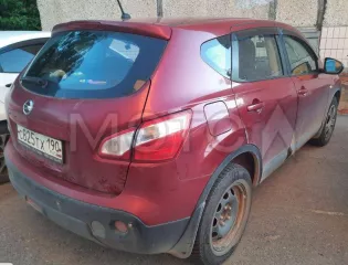 Транспортное средство марки NISSAN модель Qashqai, 2012 г.в., VIN номер: SJNFAAJ10U2553043. Со слов должника транспортное средство находится не на ходу, причина неисправности не установлена. На кузове транспортного средства имеются сколы, царапины, ржавчина, трещина на лобовом стекле. По вопросам…