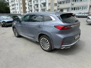 Легковой автомобиль, марка: EXEED, модель: TXL, год изготовления: 2023, цвет: серый, VIN: LVTDD24B1PD628177, ПТС: 1643 02080649740, г/н: М811ЕХ164, кузов №: LVTDD24B1PD628177, экологический класс: шестой. Пробег - 10 626 км. Состояние отличное, ремонта не требует.