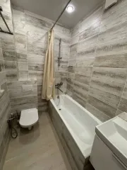Квартира 64,1 м², 2 комнаты, Новосибирск. Двухкомнатная квартира, общей площадью 64,10 кв.м., расположенная по адресу: г. Новосибирск, ул. Михаила Кулагина, д. 33, кв. 120, с кадастровым номером 54:35:071001:2373. Имущество находится в залоге у банка ВТБ (ПАО).