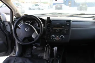 Nissan Tiida 2008 года, 110 л.с., АКПП. Автомобиль легковой Nissan Tiida 1.6, 2008 года выпуска, государственный регистрационный знак Е918ВМ154, VIN 3N1FCAC11UL445513.