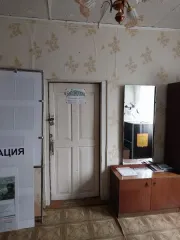 Здание администрации 257.7 кв.м и земельный участок 1104 кв.м. Вологодская область, Кичменгско-Городецкий муниципальный район, сельское поселение Городецкое, с. Сараево, ул. Центральная, д. 25. Кадастровый номер здания: 35:17:0201025:83, земельного участка: 35:17:0201025:69. Состояние…