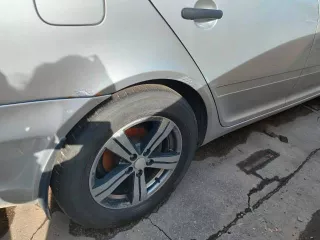 Марка и или  модель: SKODA OCTAVIA Год выпуска: 2010 Идентификационный номер  VIN : XW8DA11Z3AK152432 Номер шасси  рамы :    Номер кузова  кабины : XW8DA11Z3AK152432 Цвет кузова  кабины : Серебристый Номер двигателя:   Рабочий объем  см³ : 1595 Мощность  кВт/л.с. : 75/102.0 Экологический класс…