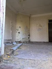 Земельный участок 2478.12 кв.м с нежилыми зданиями Рязанская область земельный участок с кн 62:12:0030102:27, РНФИ: П11620000462 с расположенными на нем объектами недвижимого имущества: нежилое здание (гараж) с кадастровым номером 62:12:0030101:295, РНФИ: П12620005305, по адресу: Рязанская область…