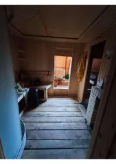 Жилой дом 24.8 кв. м, Удмуртская Республика, Ярский район, поселок Яр, улица Ленина, дом 1. Назначение: жилое, количество этажей: 1. Кадастровый номер дома: 18:25:050005:3354. Земельный участок площадью 700 кв. м, назначение: земли населенных пунктов. Кадастровый номер участка: 18:25:050005:831.